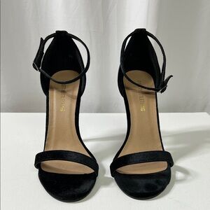 PrettyLittleThing Black Velvet Heels